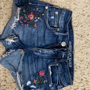 American Eagle jean shorts!!’